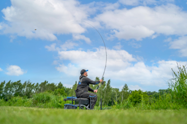 P0070041 44 Supera X Feeder Rods ls 02