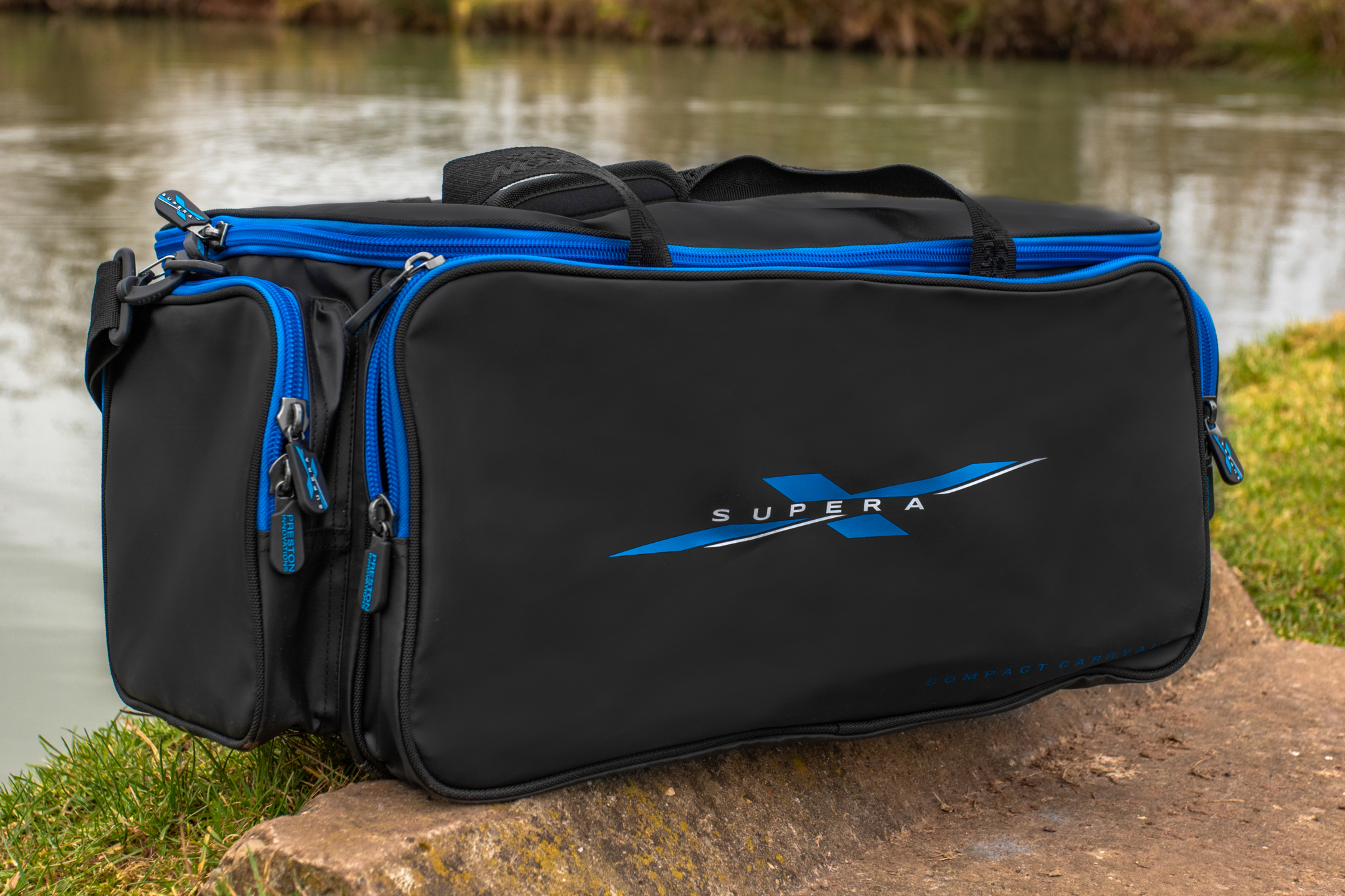 P0130116 Supera X Compact Carryall ls 01