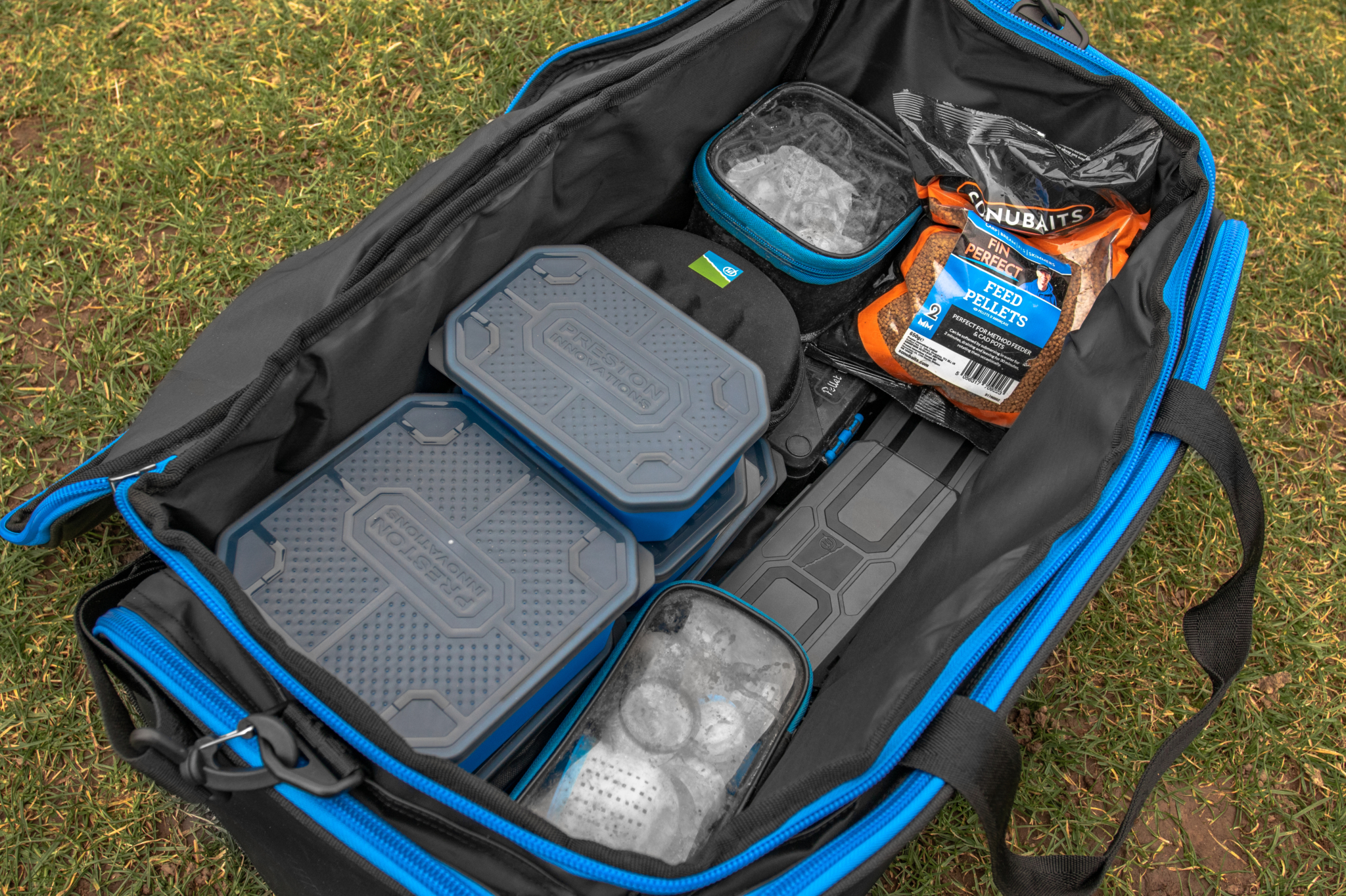 P0130116 Supera X Compact Carryall ls 02