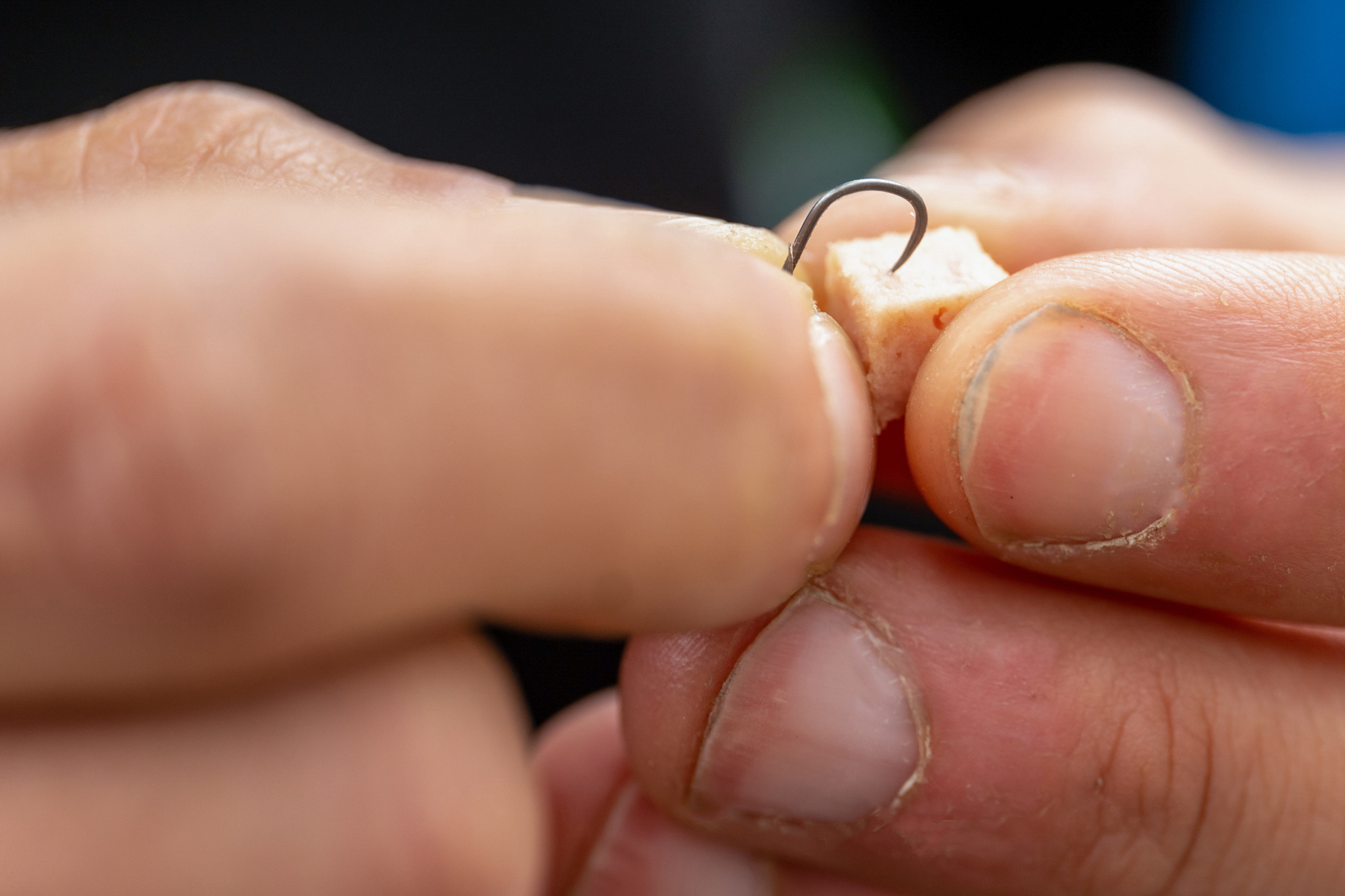 P0150095 XS02 B Barbless Hooks ls 04