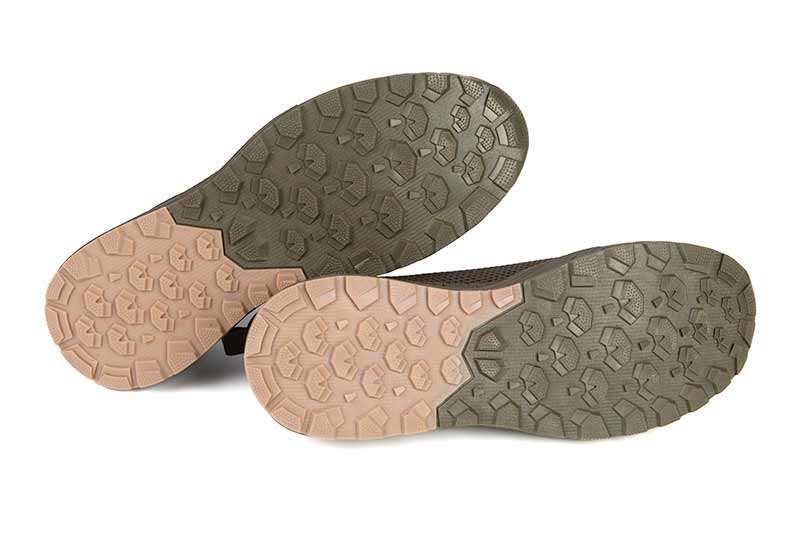 Cfw198 203 fox mesh lite trainers sole detail