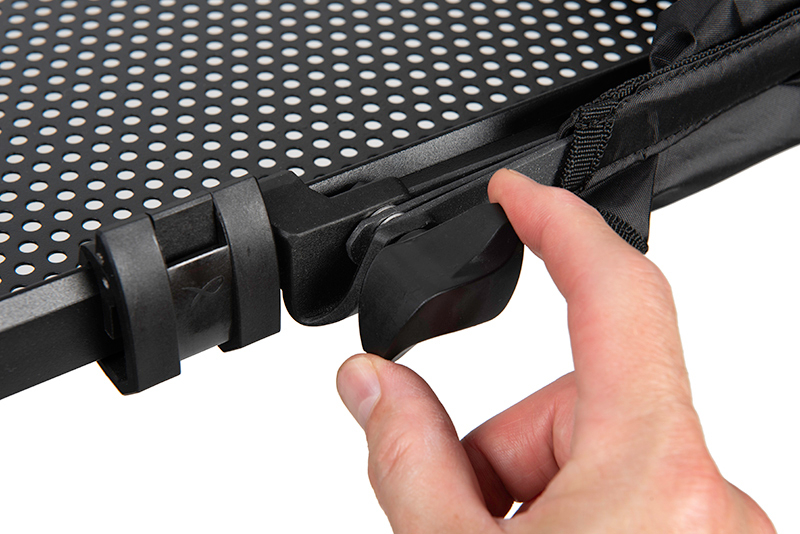 Gba059 060 matrix storm side tray cover tightening mechanism