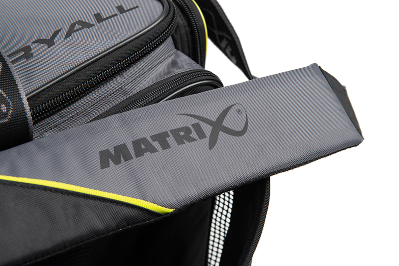 Glu145 matrix ethos large carryall carry strap detail