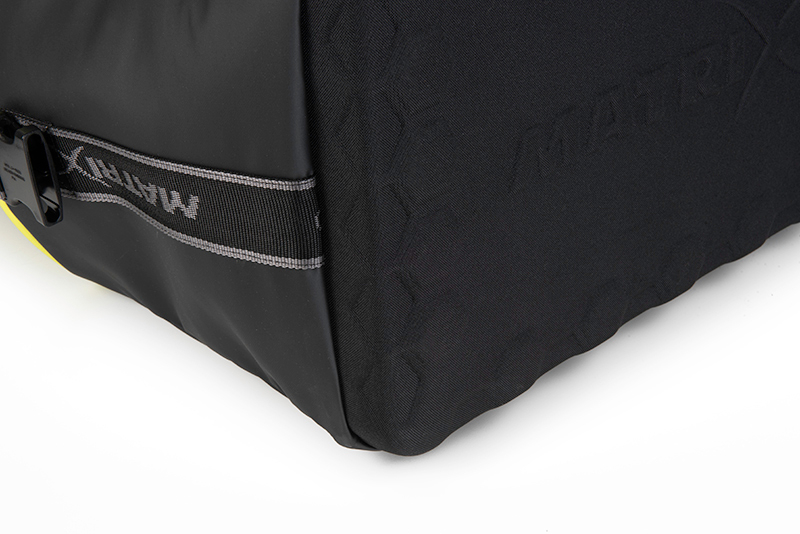 Horizon compact carryall moulded base 1