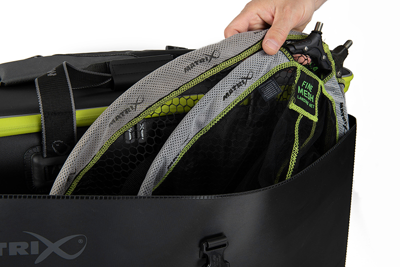 Horizon multi net bag large placing nets in pocket